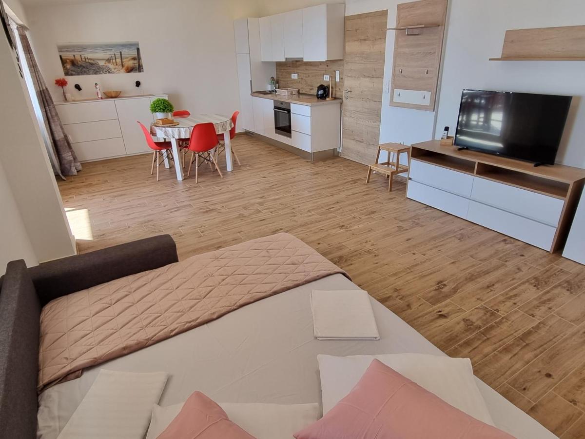 Apartments Sky เบรลา ภายนอก รูปภาพ